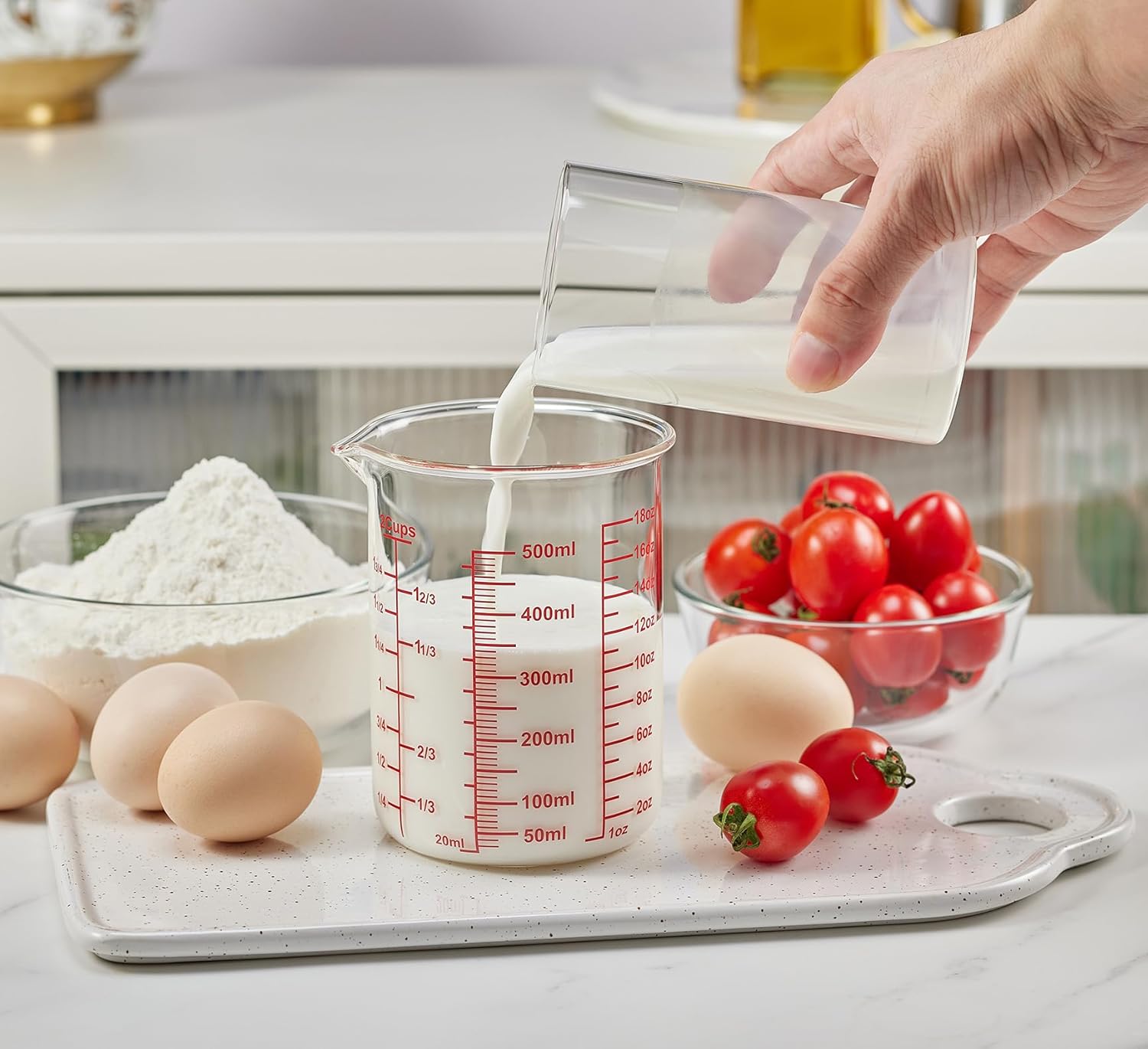 High Borosilicate Glass Measuring Cup-V-Shaped Spout，Glass Measuring Beaker for Kitchen or