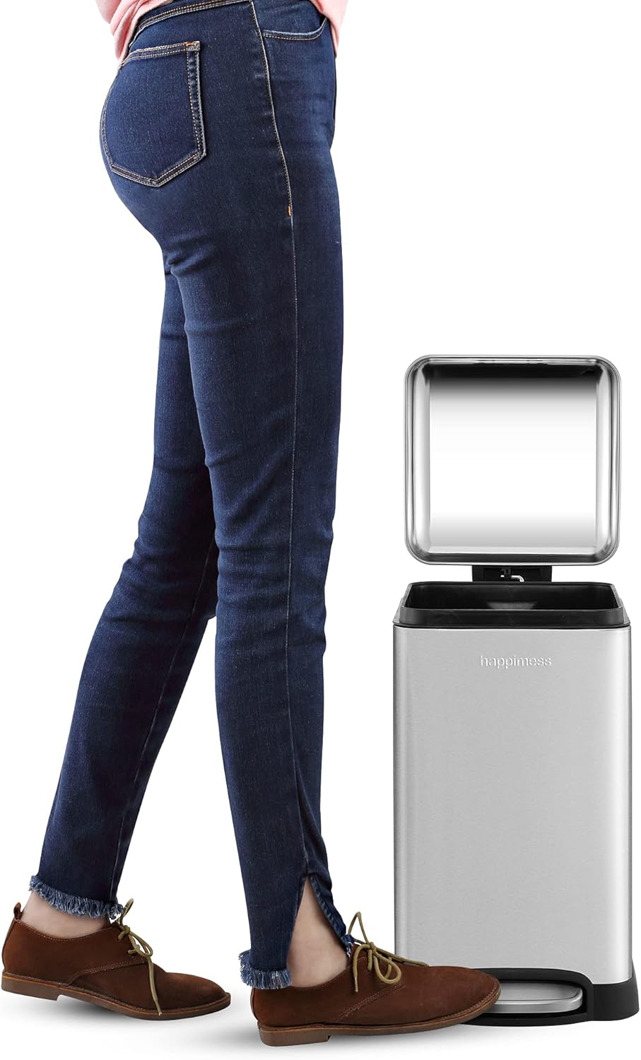 happimess HPM1012A Betty Retro Mini 3.2-Gallon Step-Open Trash Can with Soft-Close Lid, Modern