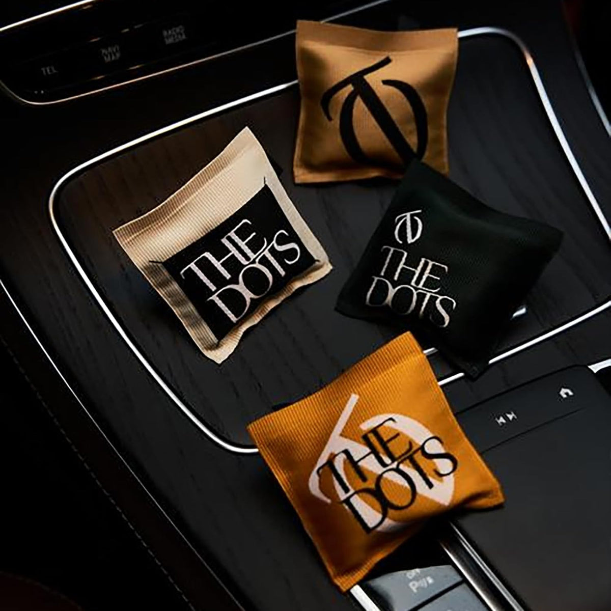 THEDOTS Series Frosted Ebony Car Vent Clip, Fabric Sachet Air Freshener, 30 Days Long-Lasting for