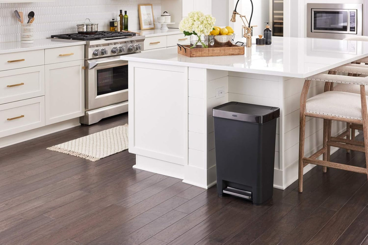 Rubbermaid Premier Series III Step-On Trash Can for Home and Kitchen, with Stainless Steel Rim