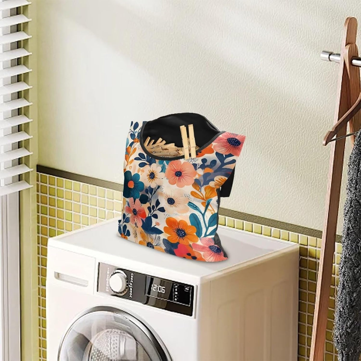 Colorful Gorgeous Flowers Rotatable Clothespin Storage Bag - Large Opening Waterproof Organizer for