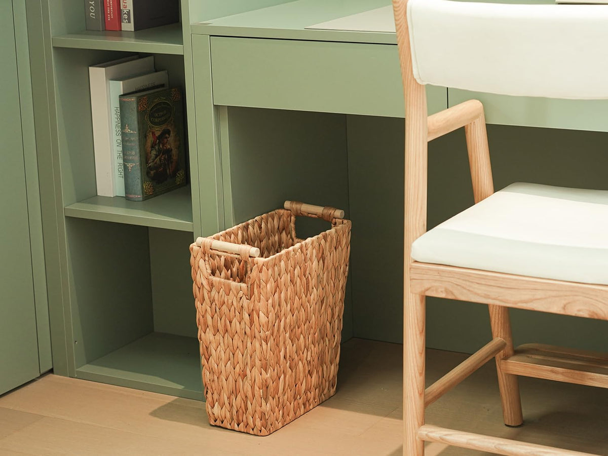 6 Gallon Wicker Trash Can with Wooden Handle,Wicker Waste Basket for Bathroom,Bedroom,Large Narrow