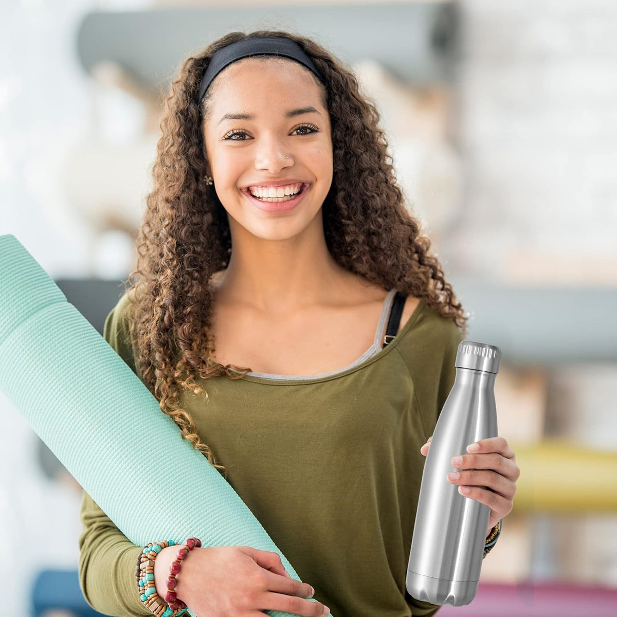 VEGOND 17oz Stainless Steel Water Bottles Bulk, Reusable Metal Sports Water Bottle Keeps Drink Hot
