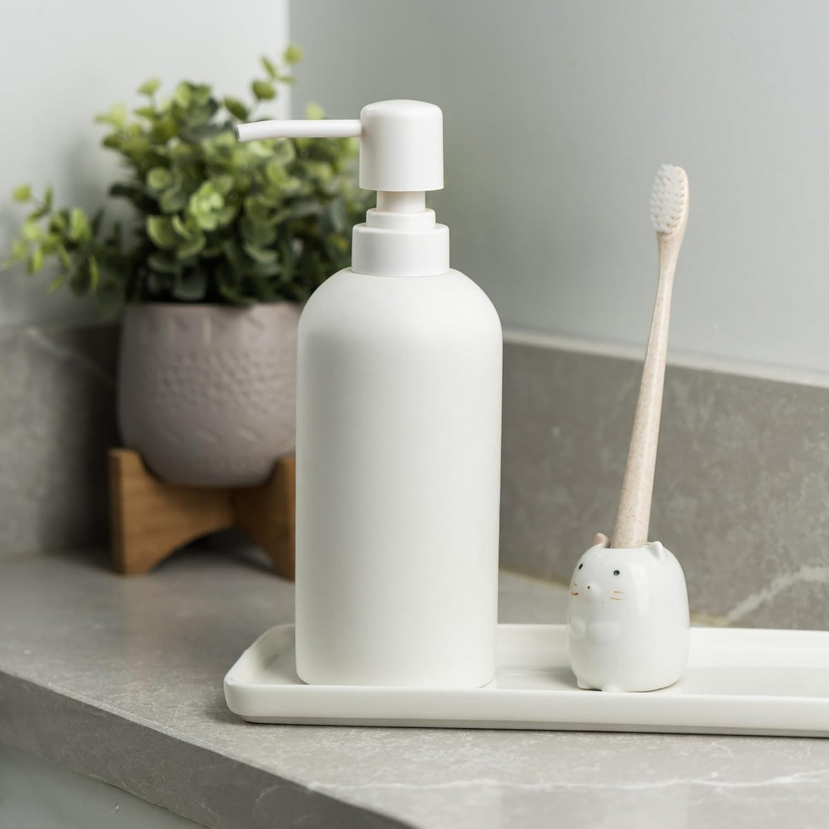 Soap Dispenser - Refillable Resin Pump Bottle for Shampoo, Body Wash, Shower Gel, Lotion, Dishsoap