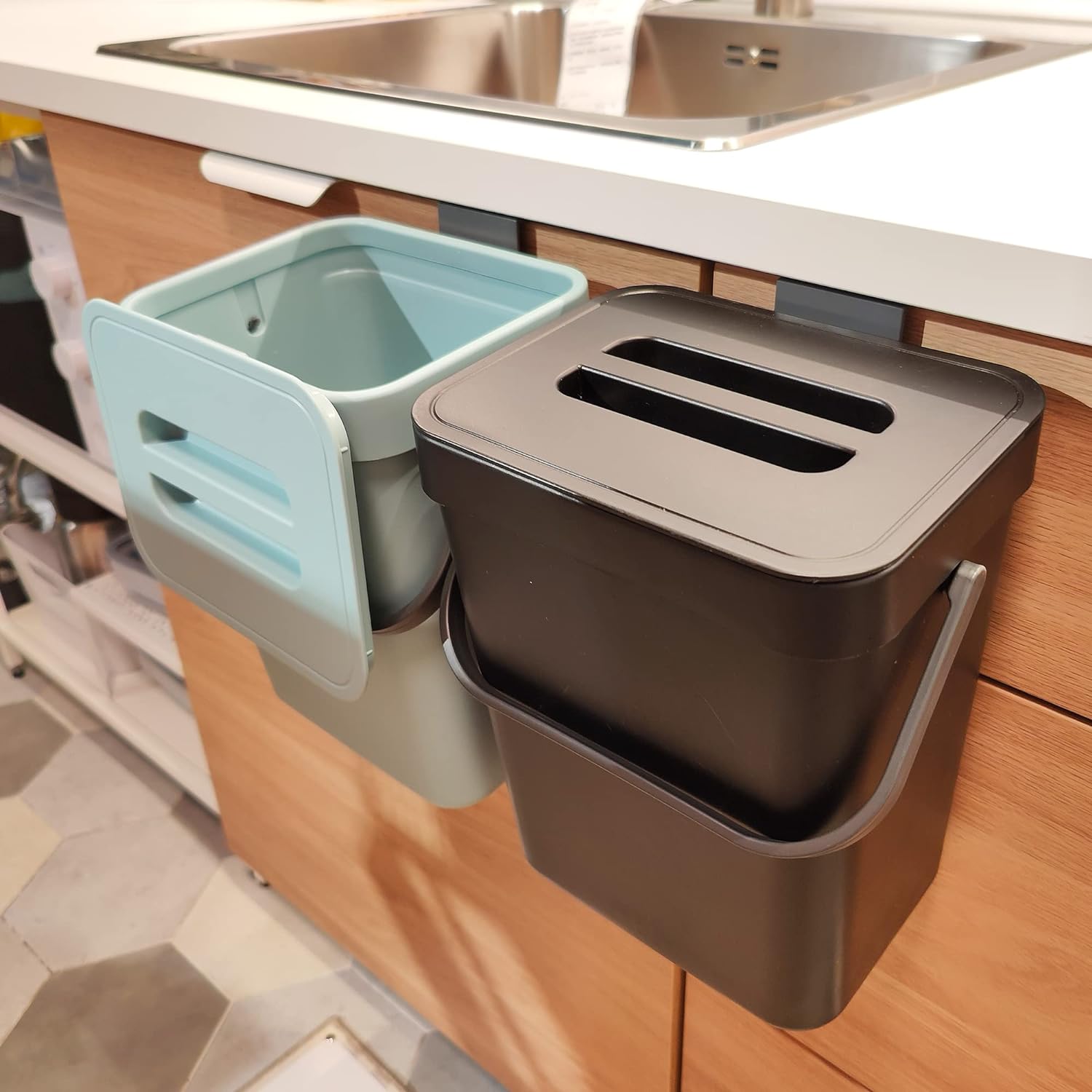 stonespace Kitchen Compost Bin for Countertop, Hanging Small Trash Can with Lid Under Sink for