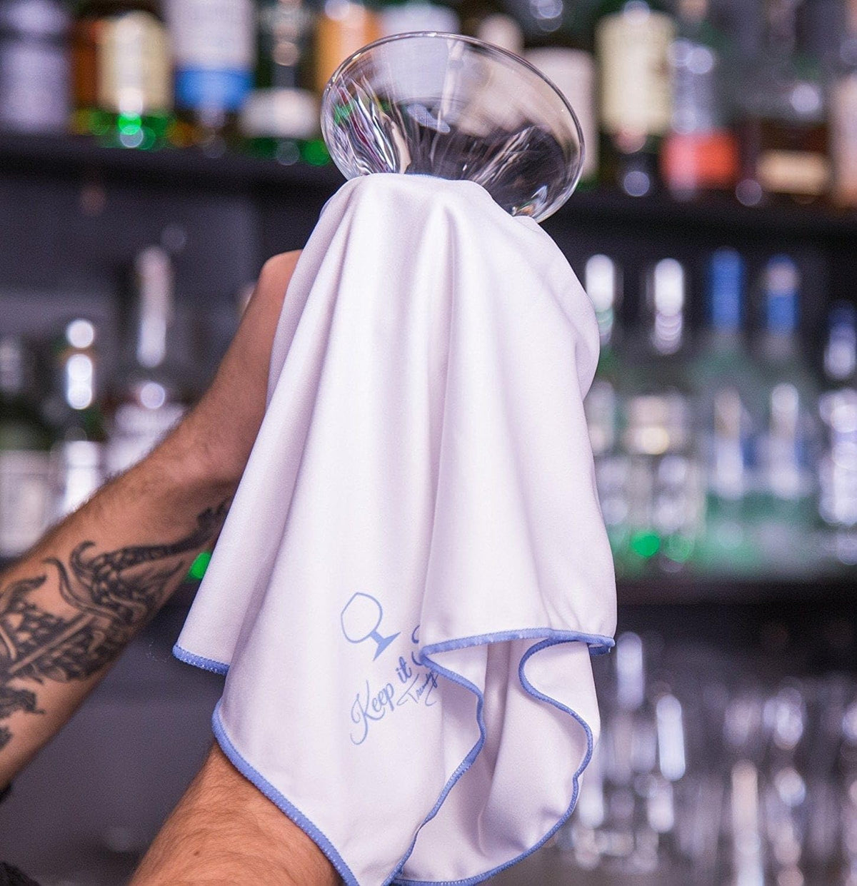 Trendy Bartender Microfiber Glass Polishing Lint-Free Cloth for Spotless Shine and a Residue-Free