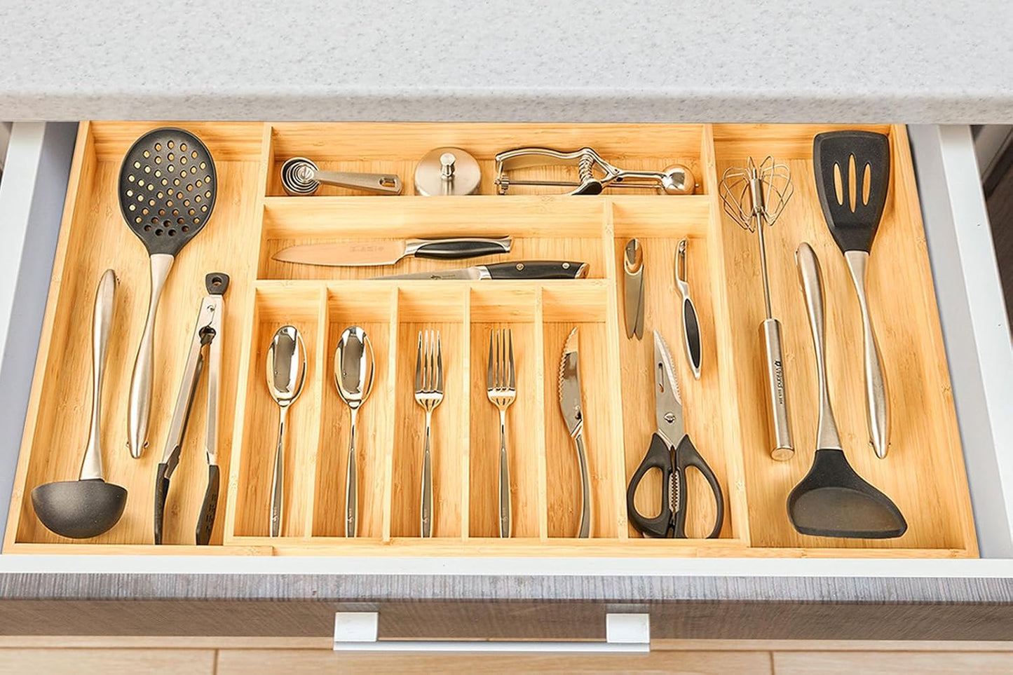 Umilife Extra Large Expandable Kitchen Siverware Utensils Drawer Organizer, 19" Deep for Big