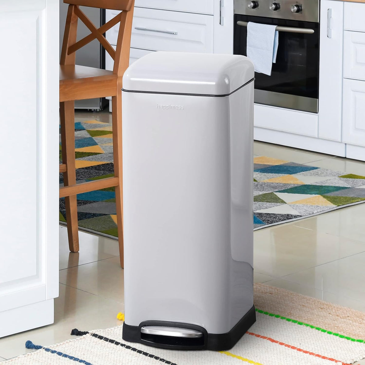 happimess HPM1007C Betty Retro 8-Gallon Step-Open Trash Can with Soft-Close Lid, Fingerprint