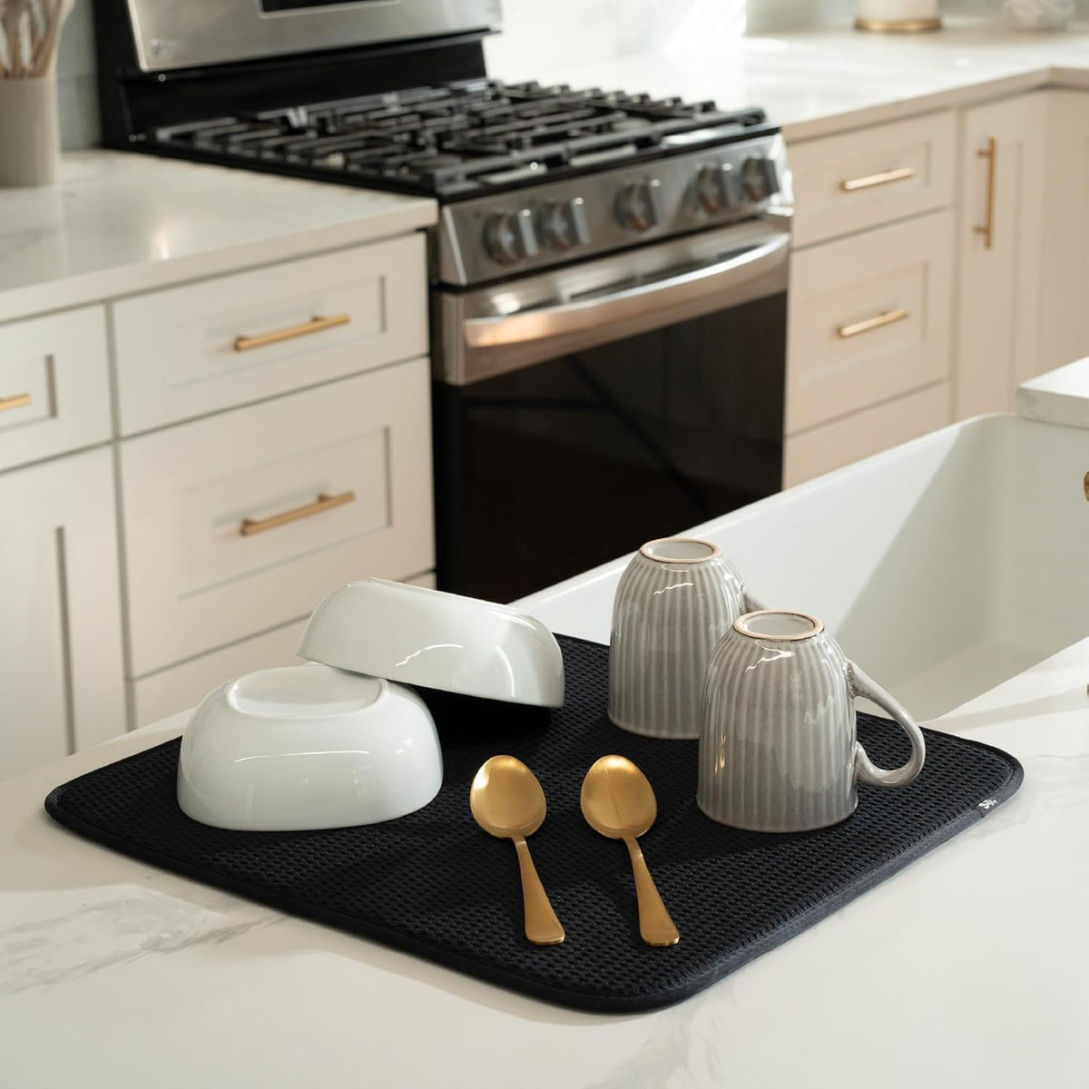 S&T INC. Dish Drying Mat, 16” x 18”, Absorbent Microfiber Kitchen Counter Mat, Drying Pad for