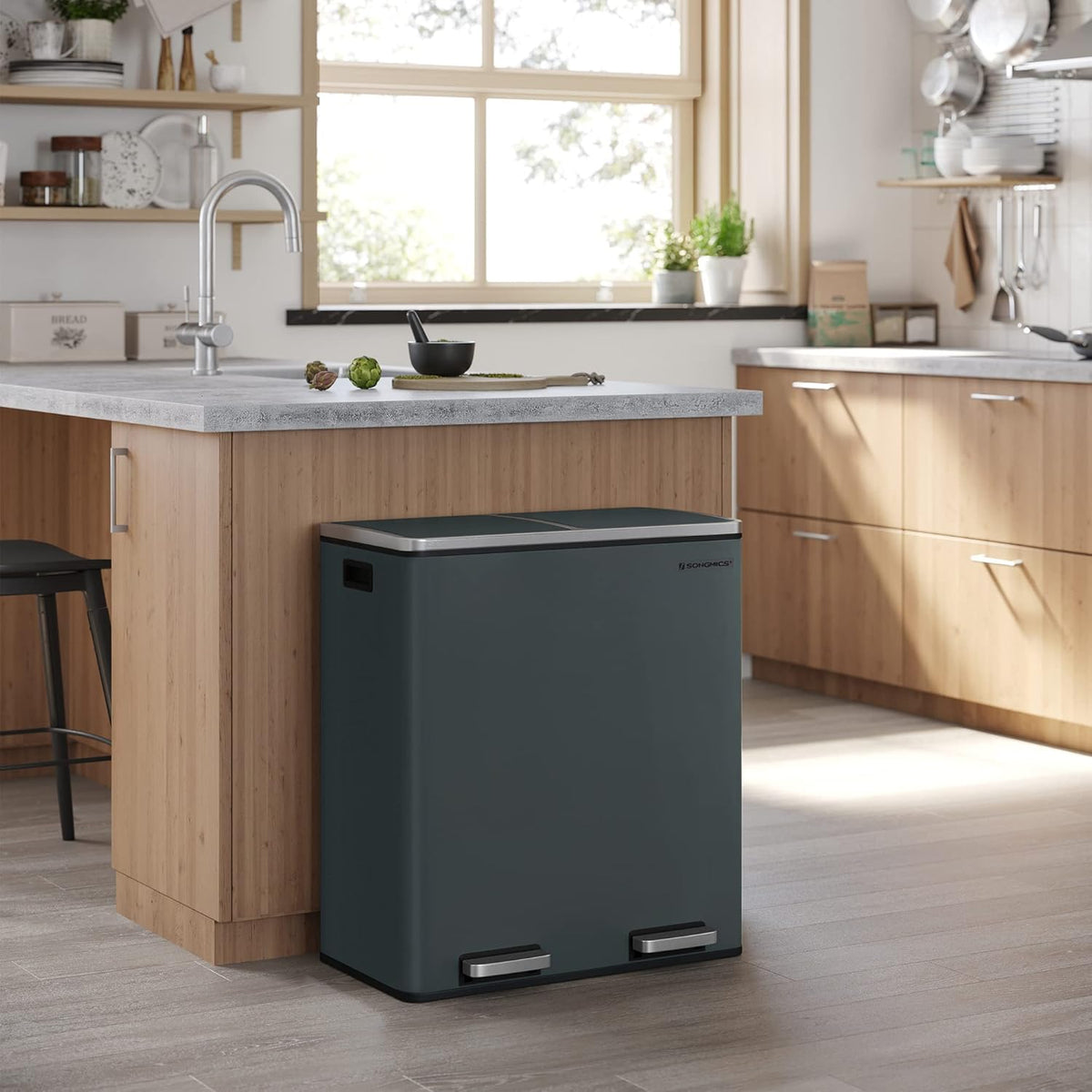 SONGMICS Trash Can, 2 x 8 Gallon (2 x 30 L) Garbage Can for Kitchen, with 15 Trash Bags, 2