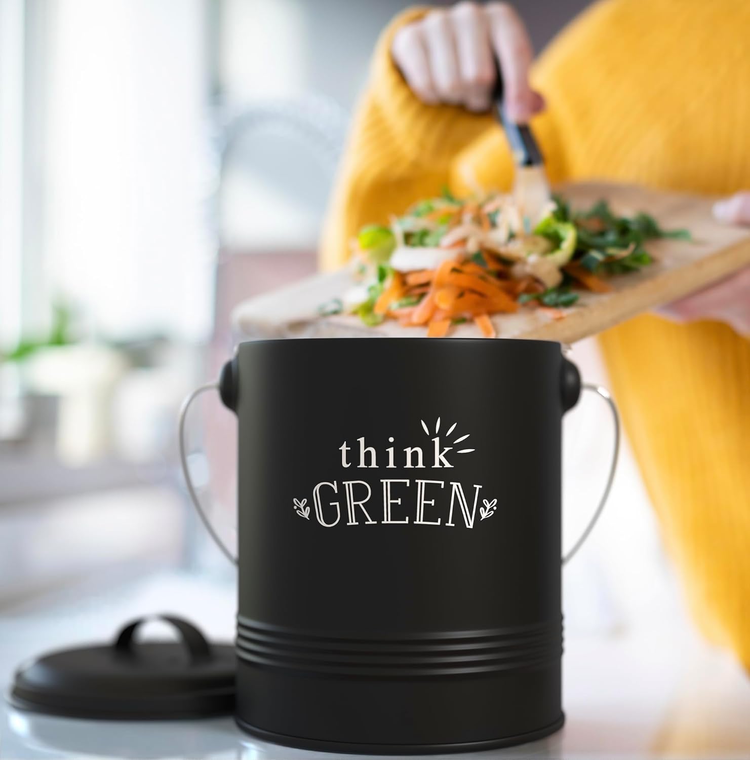 Barnyard Designs Compost Bin for Kitchen Counter - 1.2 Gallon Countertop Composter with Extra