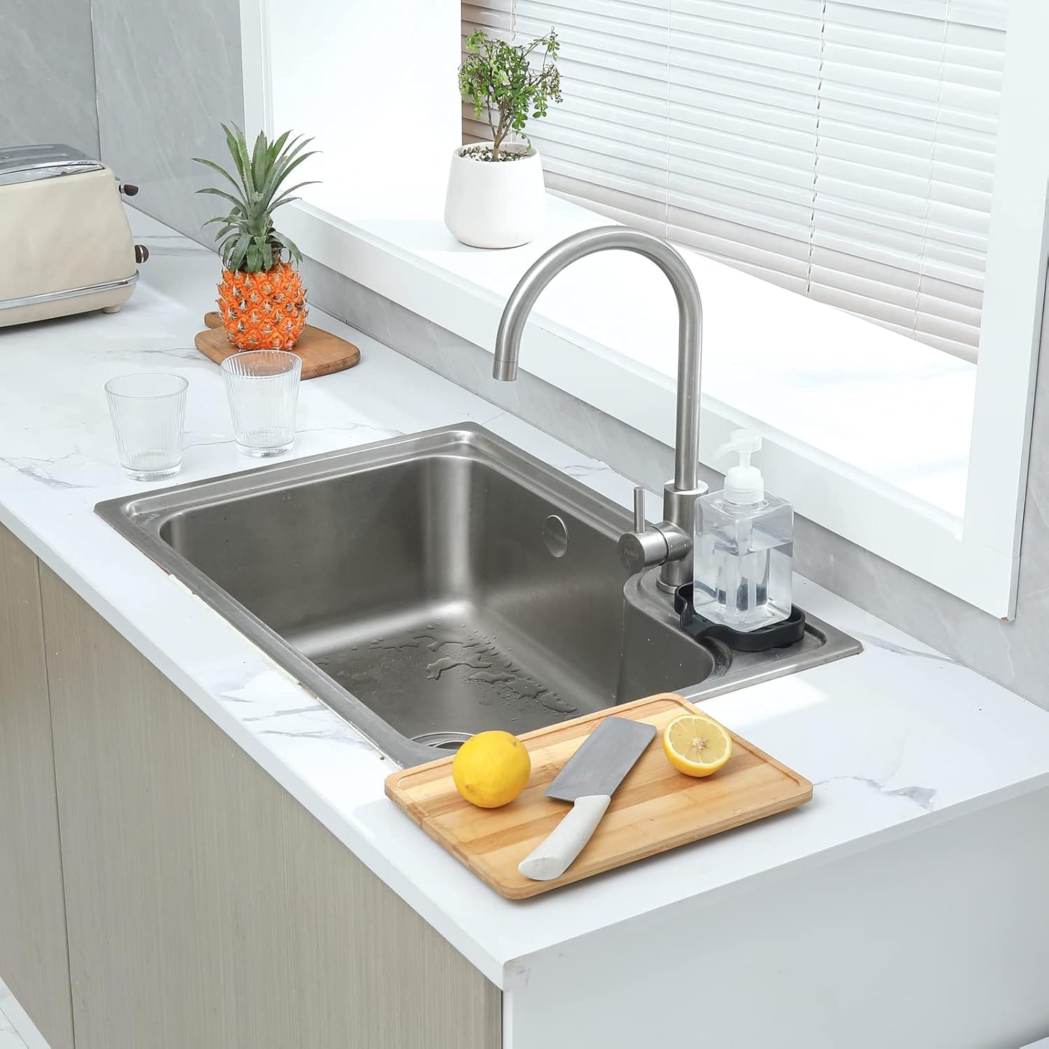 Silicone Bathroom Soap Dishes with Drain Spout-Bathroom and Kitchen Sink Organizer,Sponge