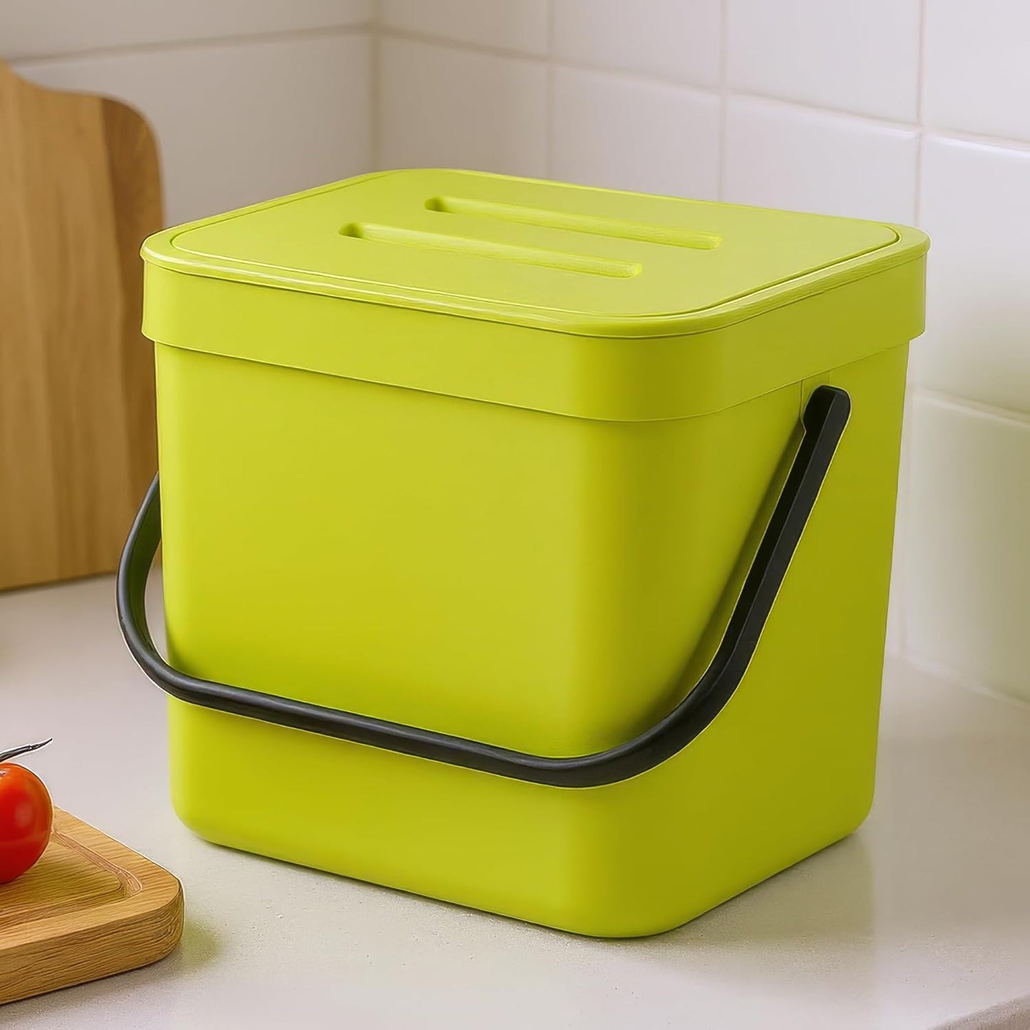 Countertop Compost Bin Kitchen, 1.8 Gallons Hanging Trash Can with Lid for Kitchen Cabinet Door