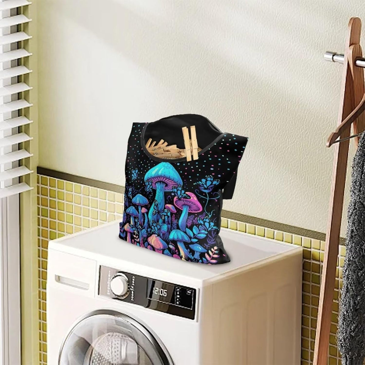 Blue Mushroom Adjustable Door-Hanging Laundry Clothespin Bag Clothespin Storage Bag Laundry