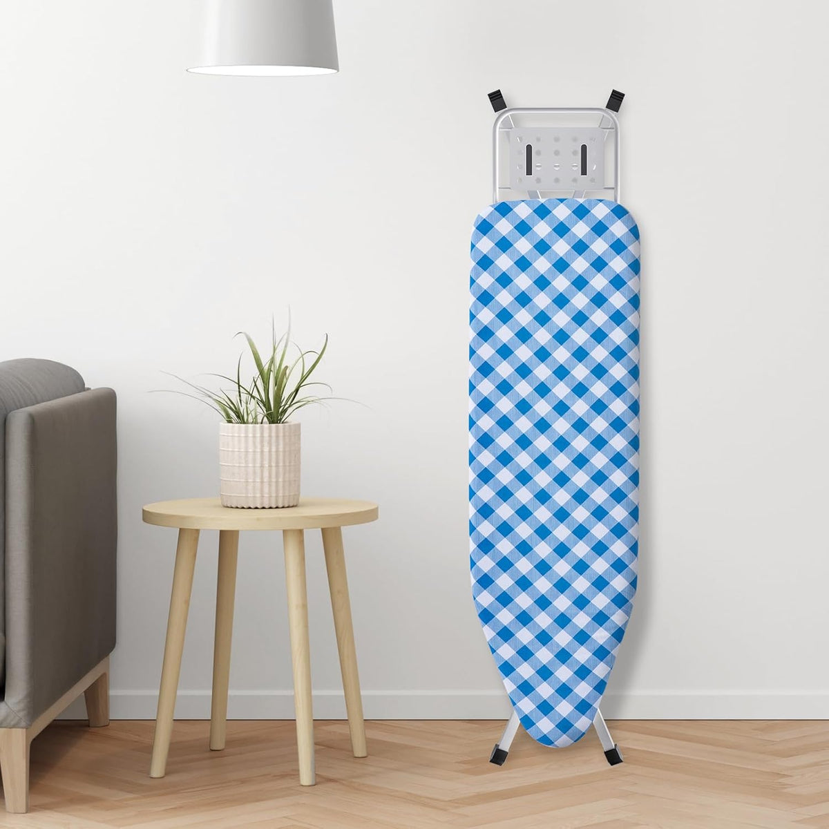 Ironing Board, Heat Resistant Cover Iron Board with Steam Rest, Non-Slip Foldable Ironing Stand.