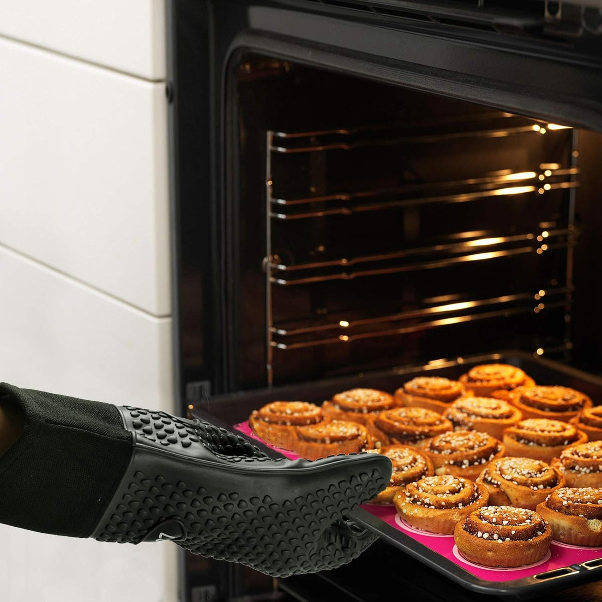Kitchen Oven Gloves - Dual-Layer Heat Resistant Grilling Gloves, Silicone Oven Mitts with 5