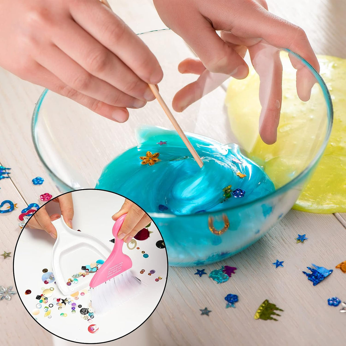 CHENGU 3 Pcs Mini Dustpan Set Brush for Table Whisk Brooms Small Dustpan Broom Set Mini Dust Pans