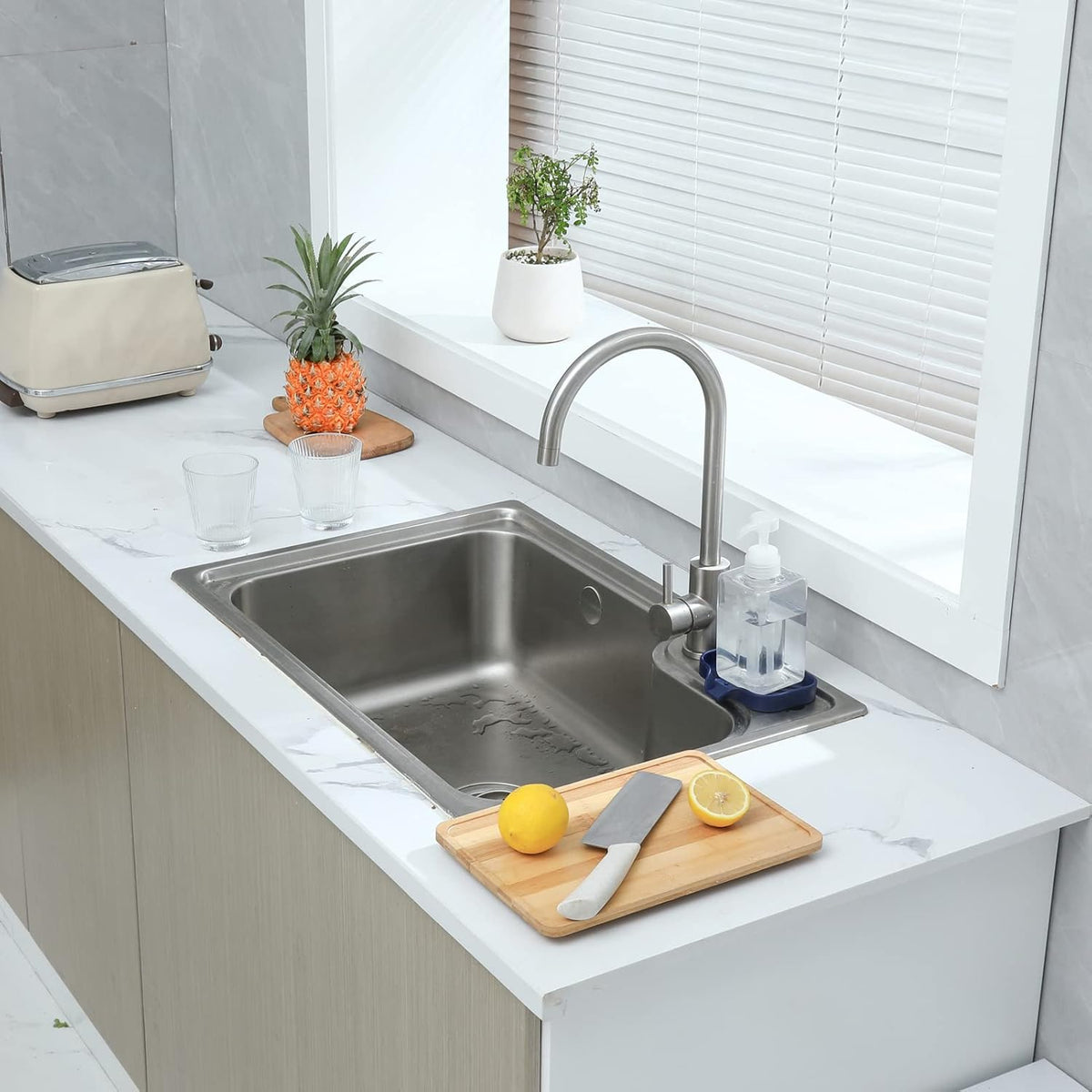 Silicone Bathroom Soap Dishes with Drain Spout-Kitchen Sink Organizer,Sponge Holder,Dish Soap