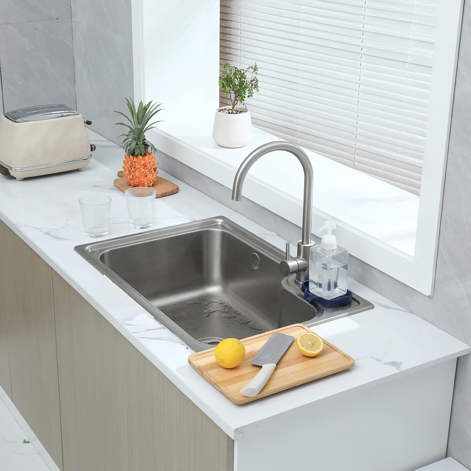 Silicone Bathroom Soap Dishes with Drain Spout-Kitchen Sink Organizer,Sponge Holder,Dish Soap