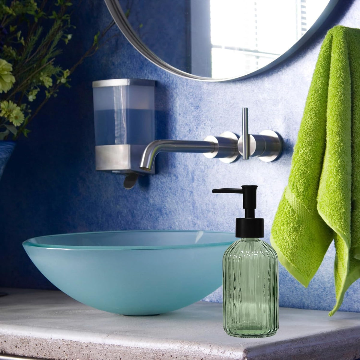 Green Glass Soap Dispenser with Black Plastic Pump, 13.5oz Refillable Liquid Hand Soap Dispenser
