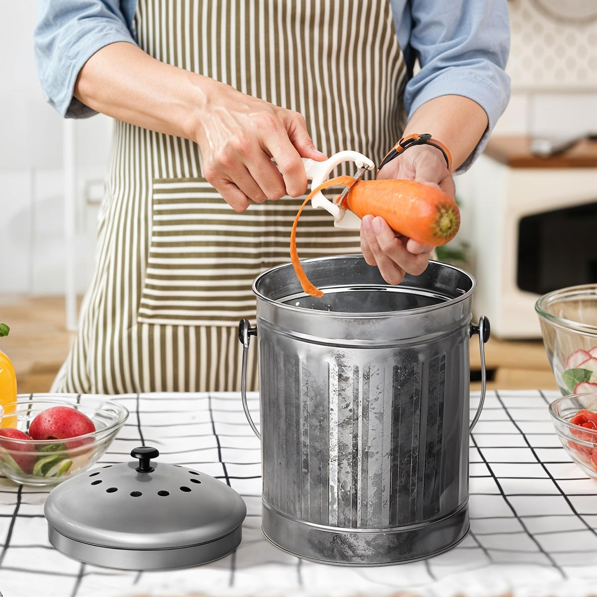 Plexon Countertop Compost Bin Kitchen Indoor, with Lid, Silver 1.5 Gallon Odorless Kitchen Compost