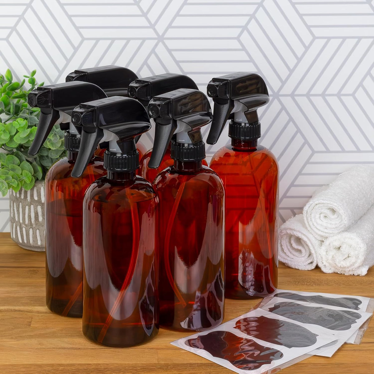 Cornucopia Brands 16oz Amber PLASTIC Spray Bottles w/Heavy Duty Mist & Stream Sprayers & Chalkboard