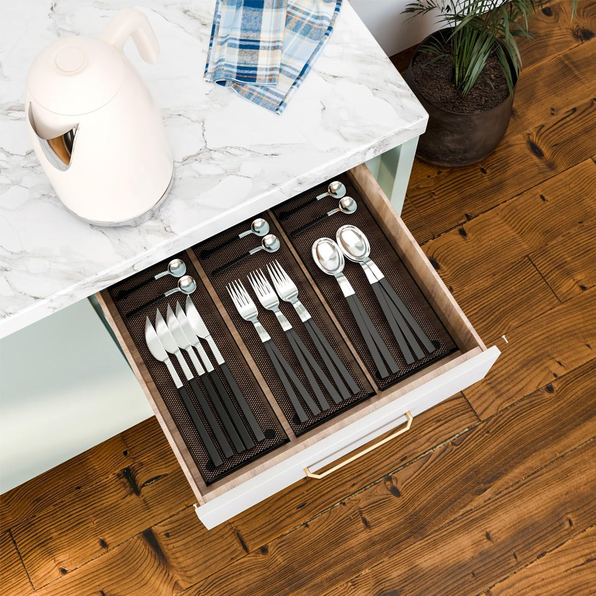 BYCY Silverware Drawer Organizer, Mesh Utensil Organizer for Kitchen Storage, Black Steel Metal
