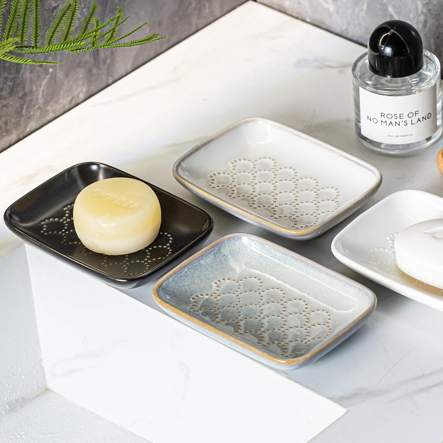 Gomakren Soap Dish for Shower, Ceramic Soap Dishes for Bar Soap Sponge, Shower Soap Holder Saver