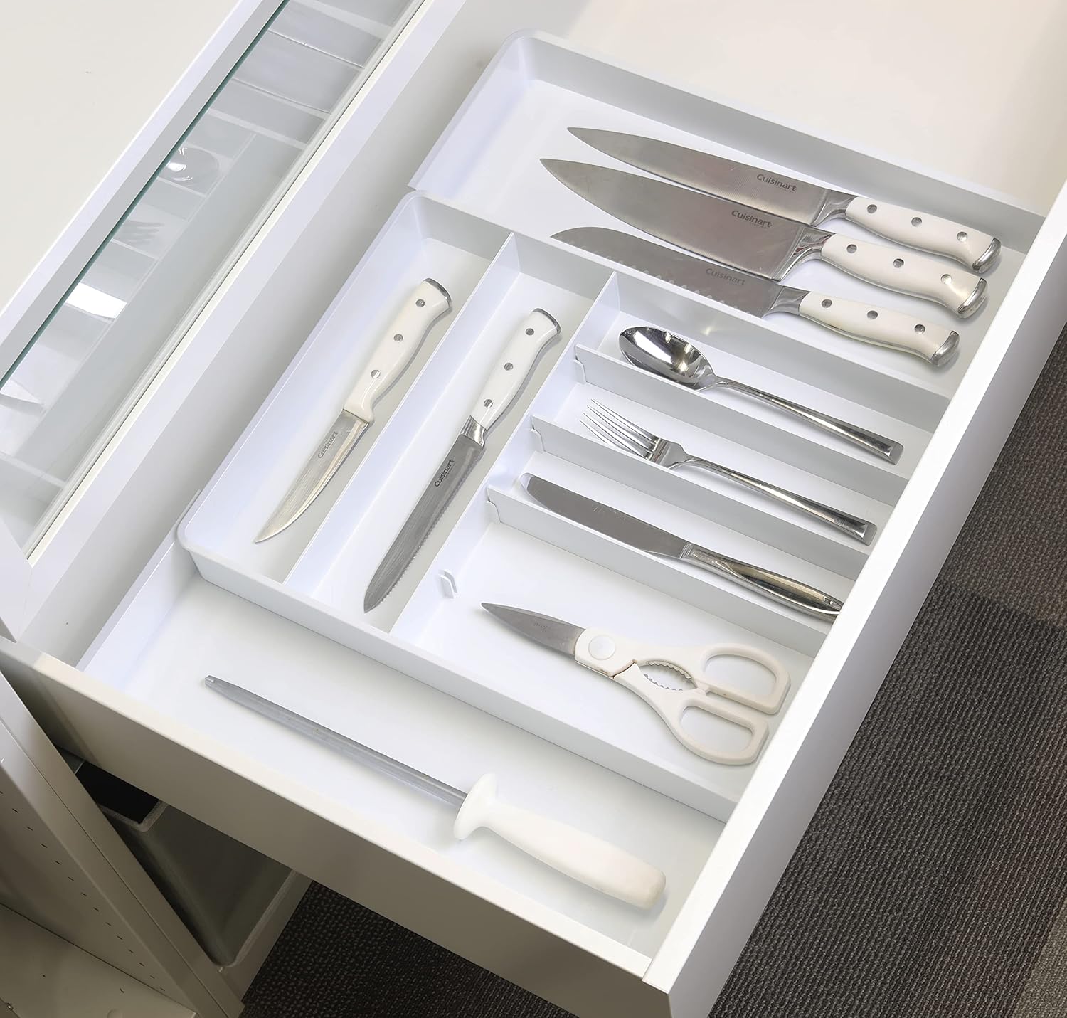 Simple Houseware Expandable & Adjustable Cutlery Drawer Organizer - Large Utensil and Flatware Tray