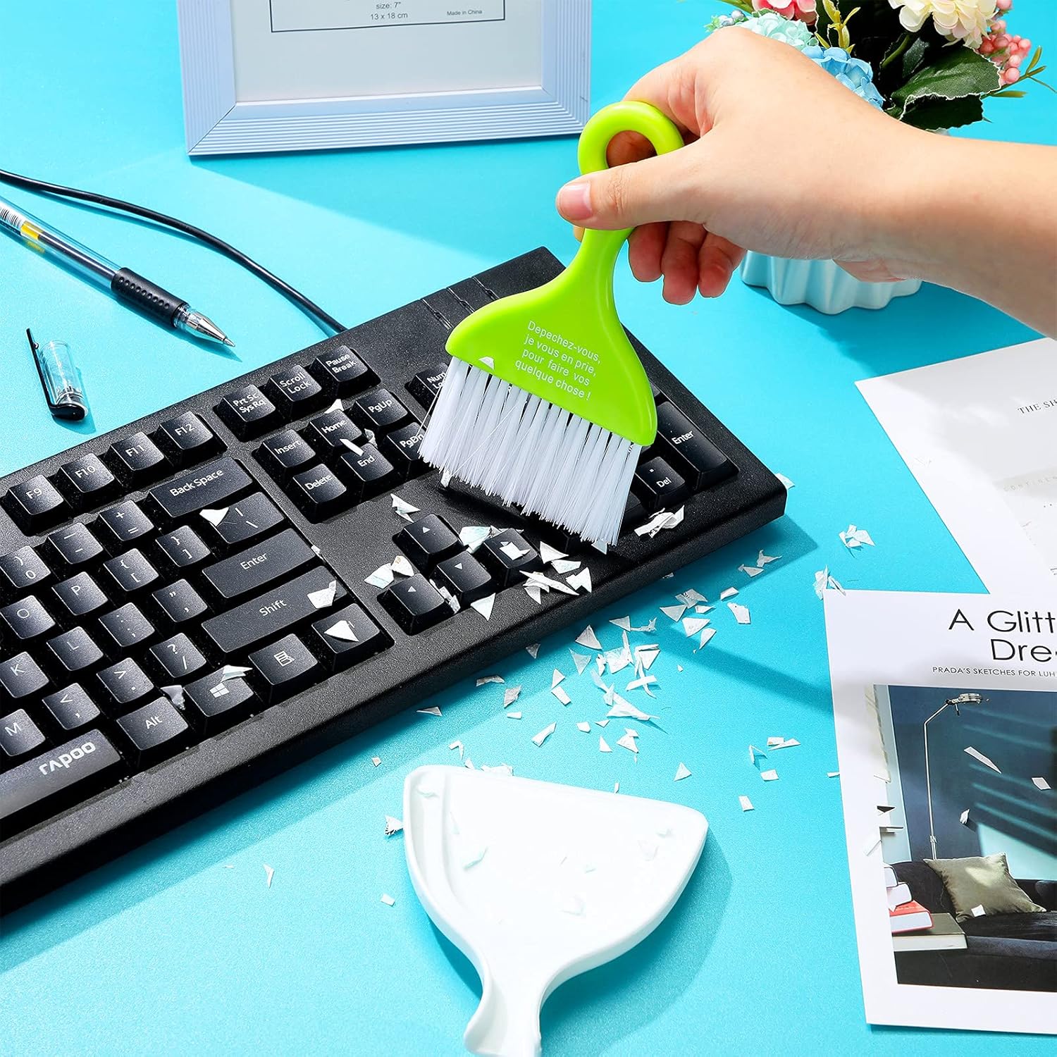 CHENGU 3 Pcs Mini Dustpan Set Brush for Table Whisk Brooms Small Dustpan Broom Set Mini Dust Pans