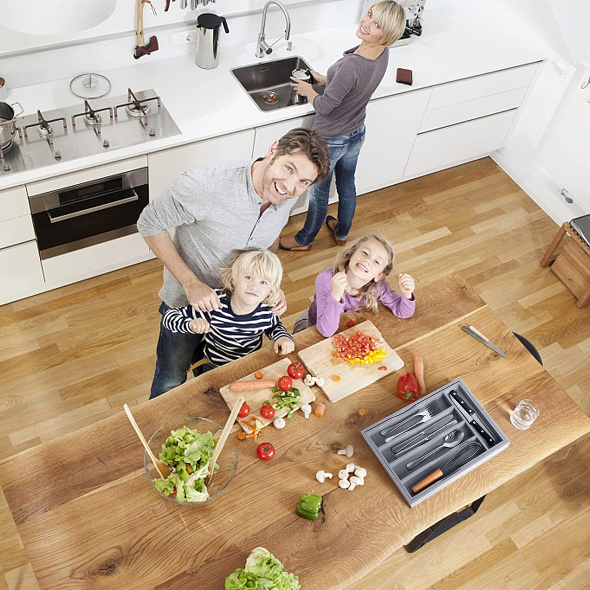 Expandable Bamboo Kitchen Drawer Organizer for Cutlery and Utensils, Adjustable Bamboo Wood Cutlery