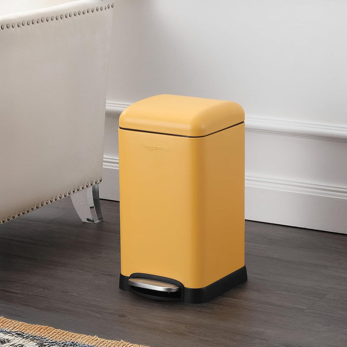 happimess HPM1012L Betty Retro Mini 3.2-Gallon Step-Open Trash Can, Daffodil Yellow for Home
