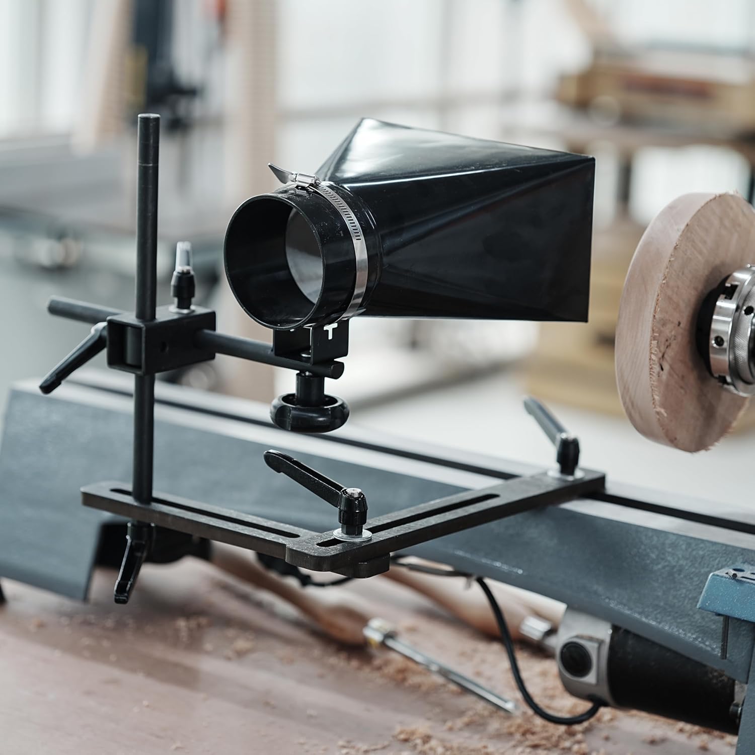 Woodturning Dust Hood Installed on Woodlathe for Effective Dust Extraction Collection, Wood lathe