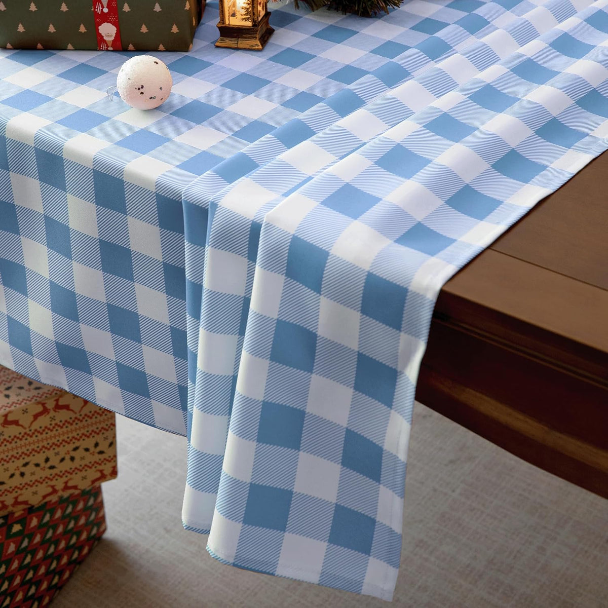 Classic Gingham Plaid Tablecloth Fabric - Rectangular 58x102 Inch Water Resistant Checked Table