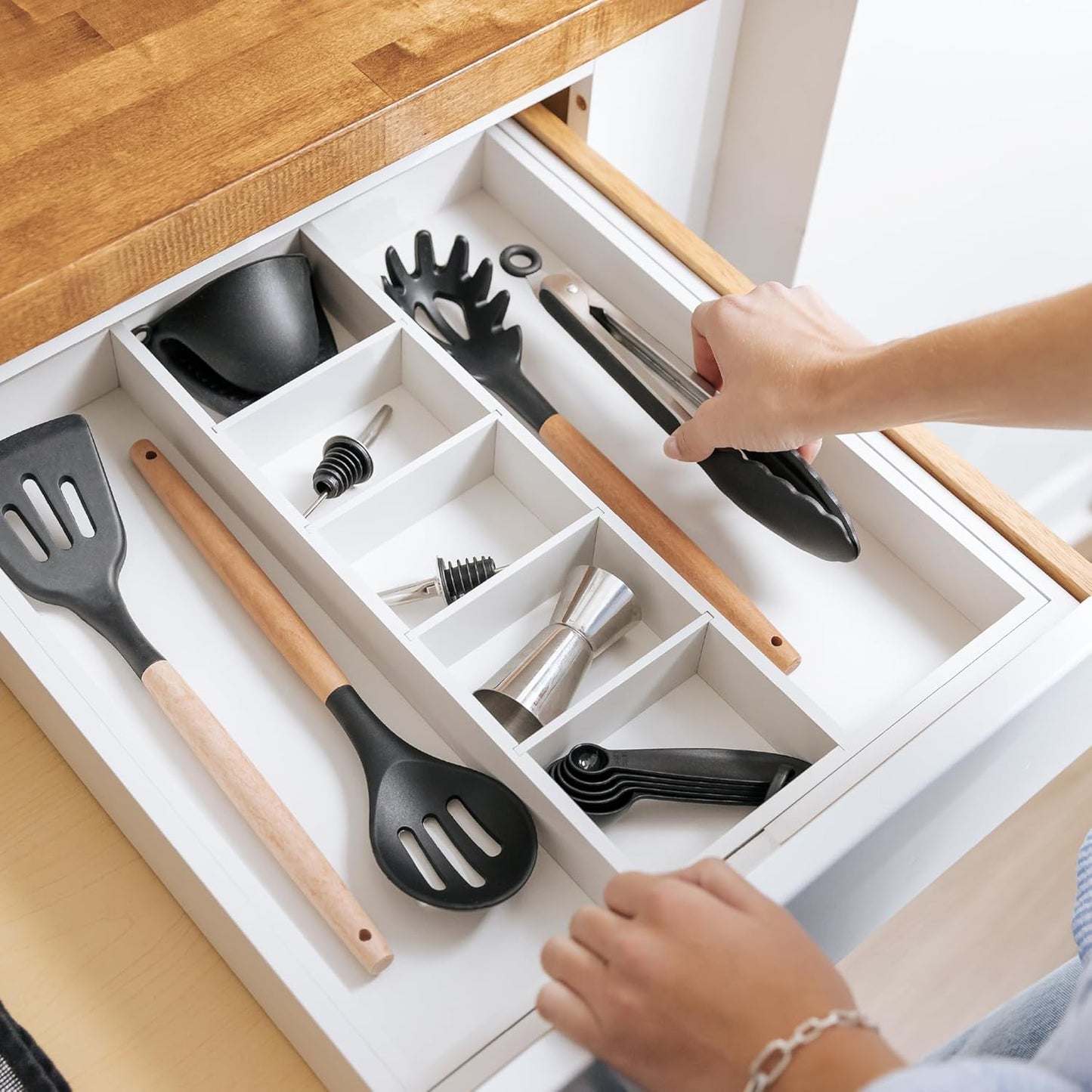 KitchenEdge Adjustable Kitchen Drawer Organizer for Utensils and Junk, Food-Safe Contract Grade