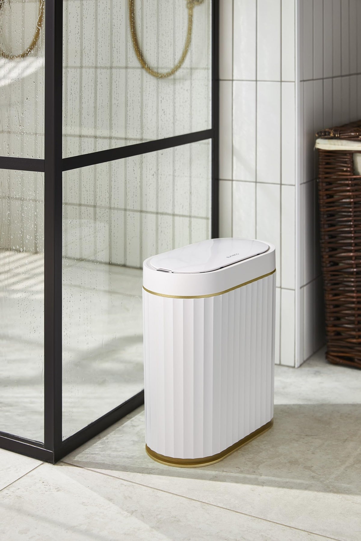 ELPHECO Bathroom Trash Can with Lid, 2 Gallon, Motion Sensor, White Gold
