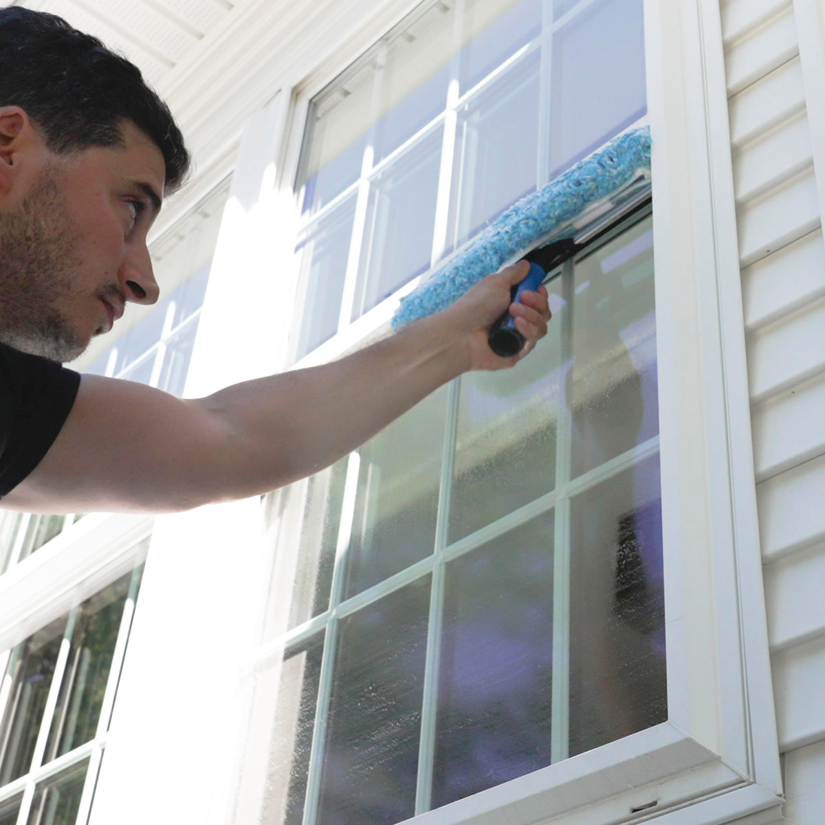 Unger Professional Connect and Clean 2-in-1 Squeegee and Scrubber, 14” Window Cleaning Tool