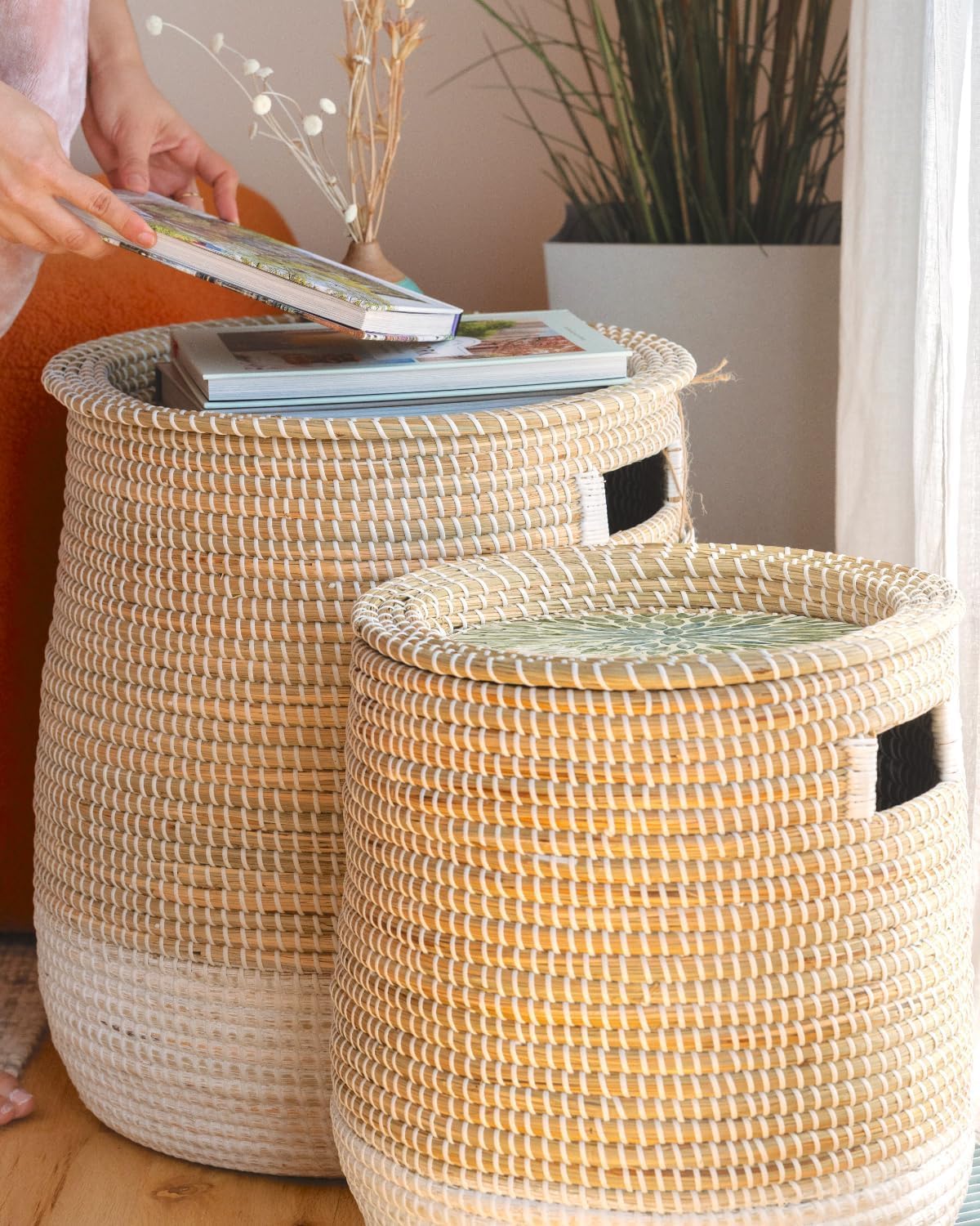 Round Seagrass Laundry Hamper with Lid, 2-Piece Set - Eco-Friendly Storage Basket for Clothes