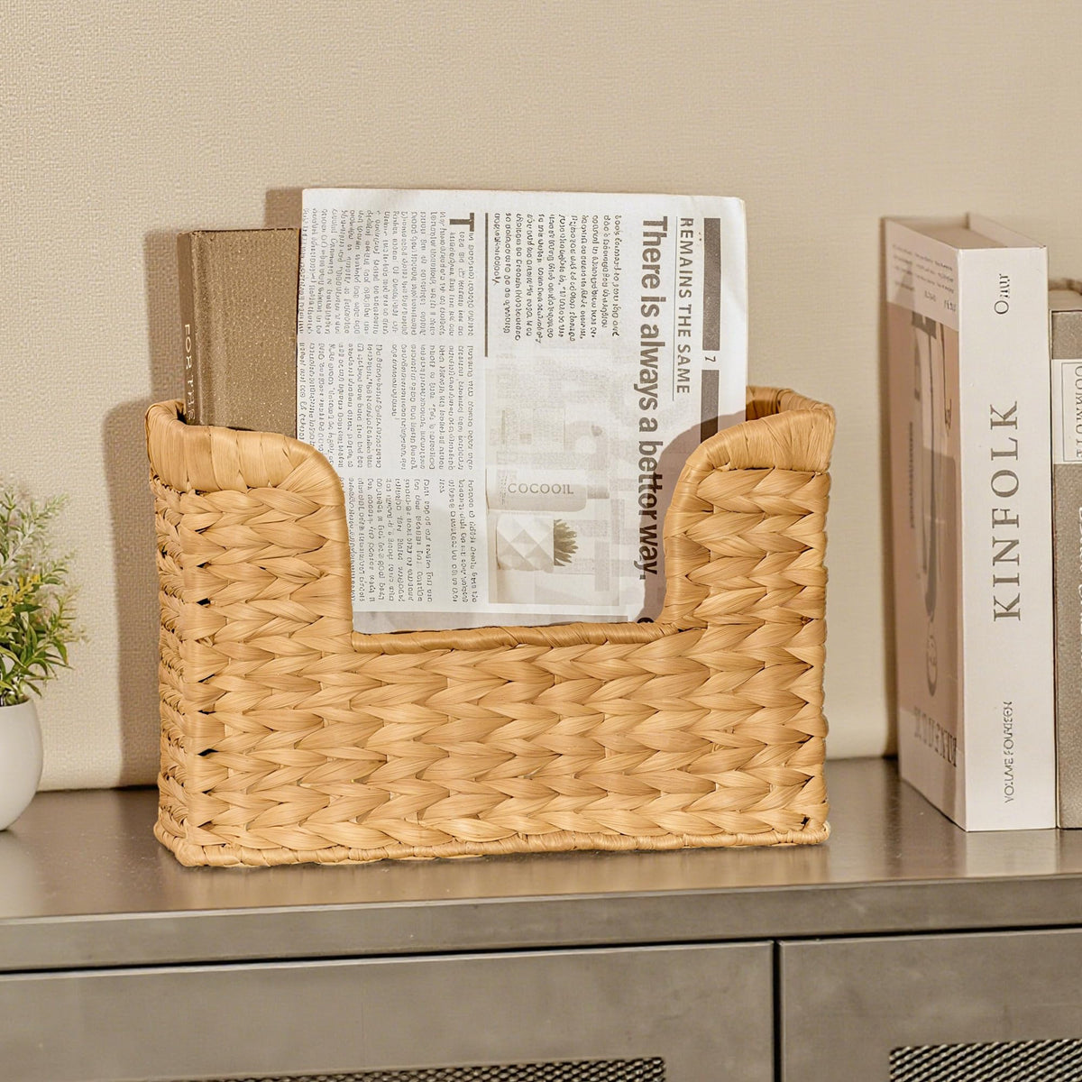 Magazine Holder Wall Basket Water Hyacinth Woven Mail Organizer, Wicker Wall Hanging Baskets for
