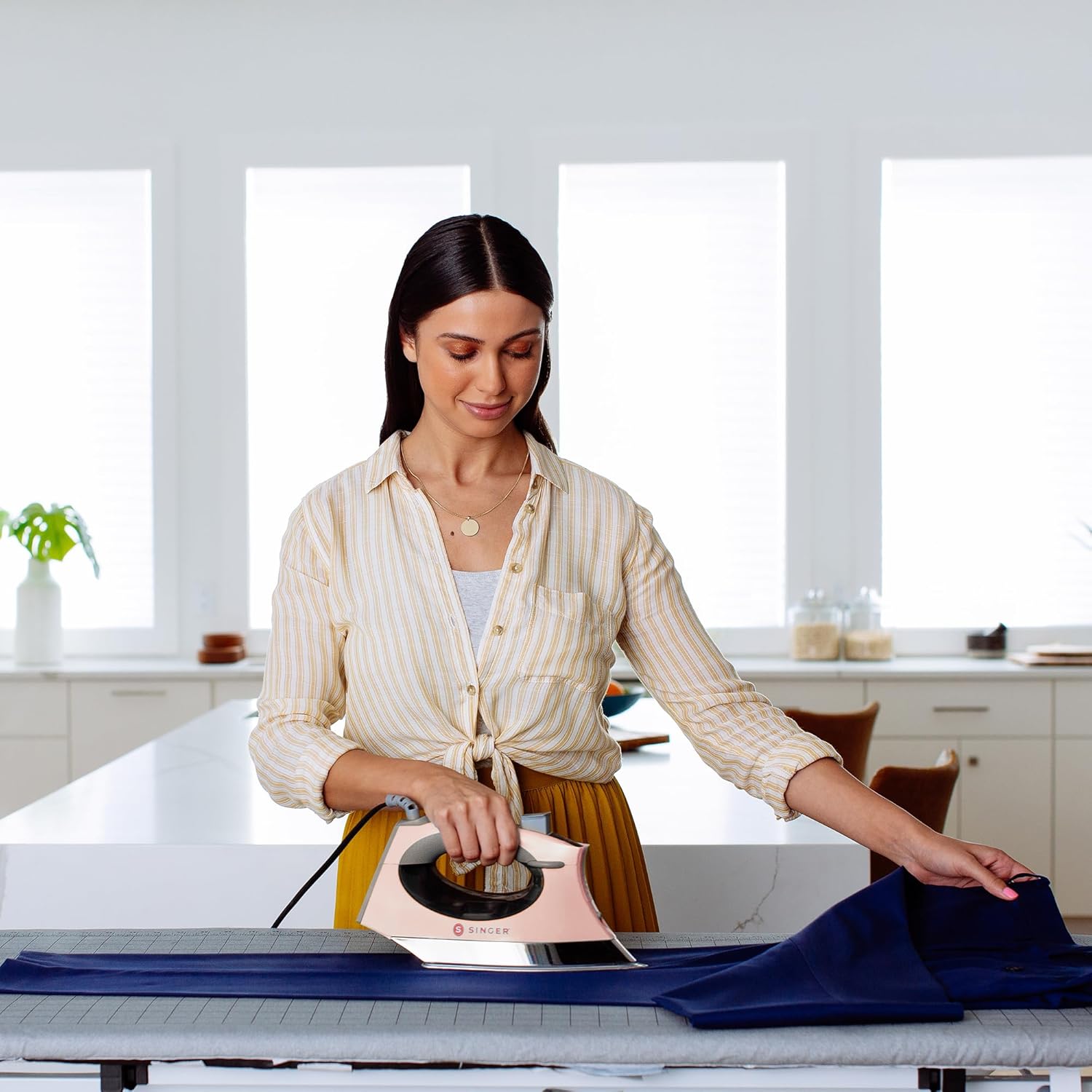 SINGER SteamCraft Steam Iron (1700W) | Steamer with Stainless Steel Plate, OnPoint Precision Tip