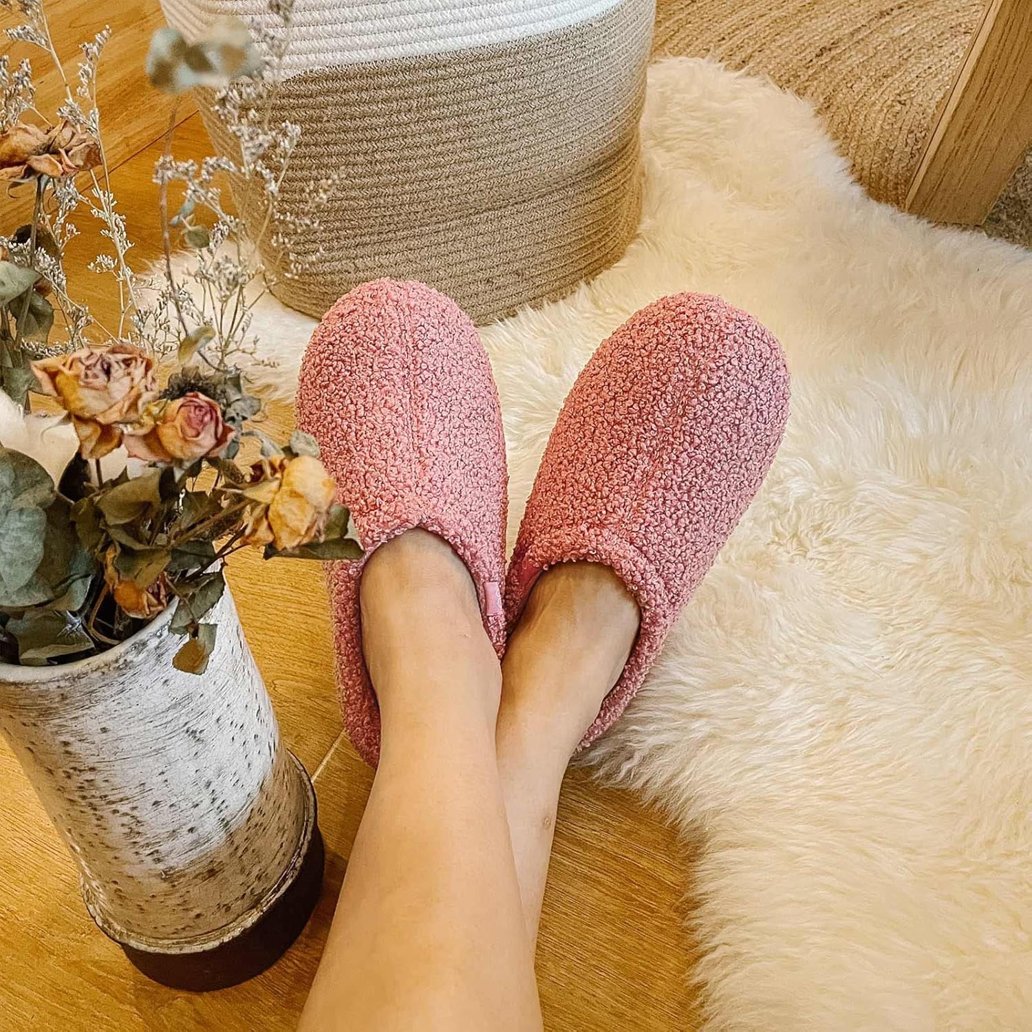 HomeTop Women's Fuzzy Curly Fur Memory Foam Loafer Slippers with Polar Fleece Lining