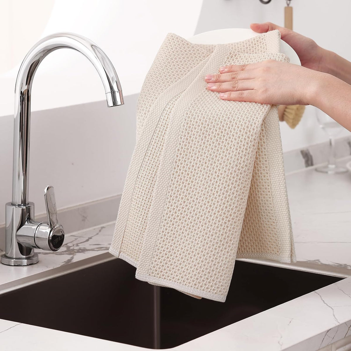 Homaxy 100% Cotton Oversized Waffle Weave Kitchen Dish Towels, Ultra Soft Absorbent Quick Drying