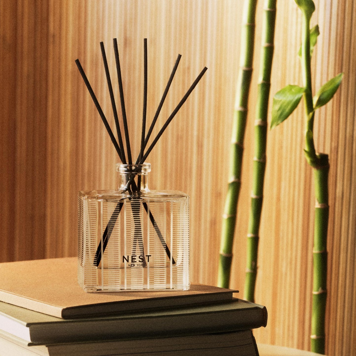NEST New York Reed Diffuser, Bamboo - 5.9 fl oz - Fragrance for Up to 90 Days - Reusable