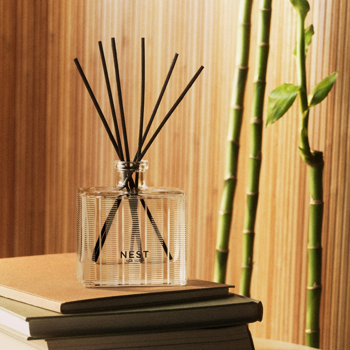NEST New York Reed Diffuser, Bamboo - 5.9 fl oz - Fragrance for Up to 90 Days - Reusable