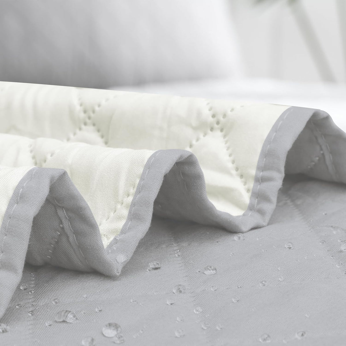 Easy-Going Sectional Couch Covers for Dogs L Shape Sofa Cover Reversible Sofa Slipcover Chaise