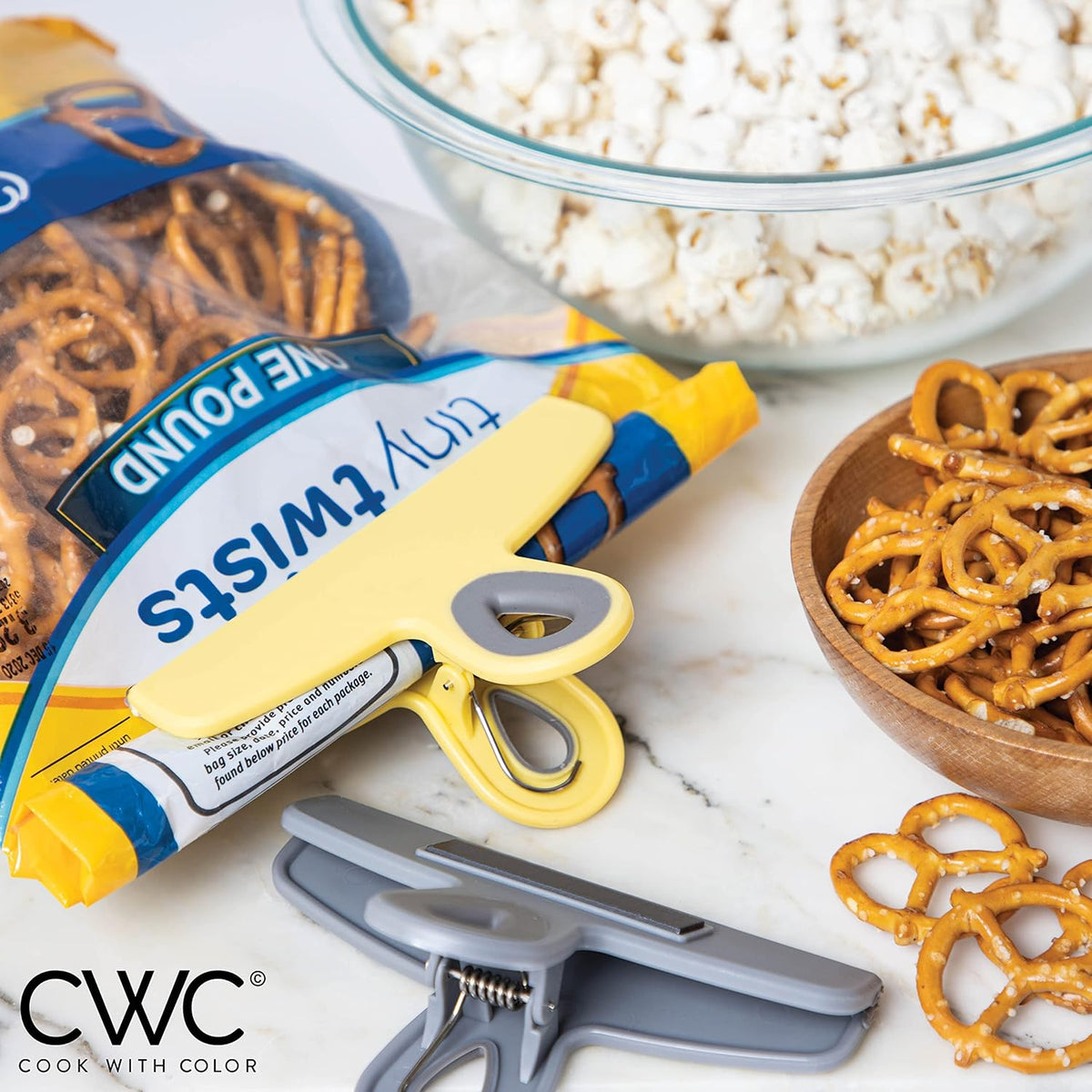 COOK WITH COLOR Bag Clips - Heavy Duty Chip Clip and Refrigerator Magnet Clips for Food Storage