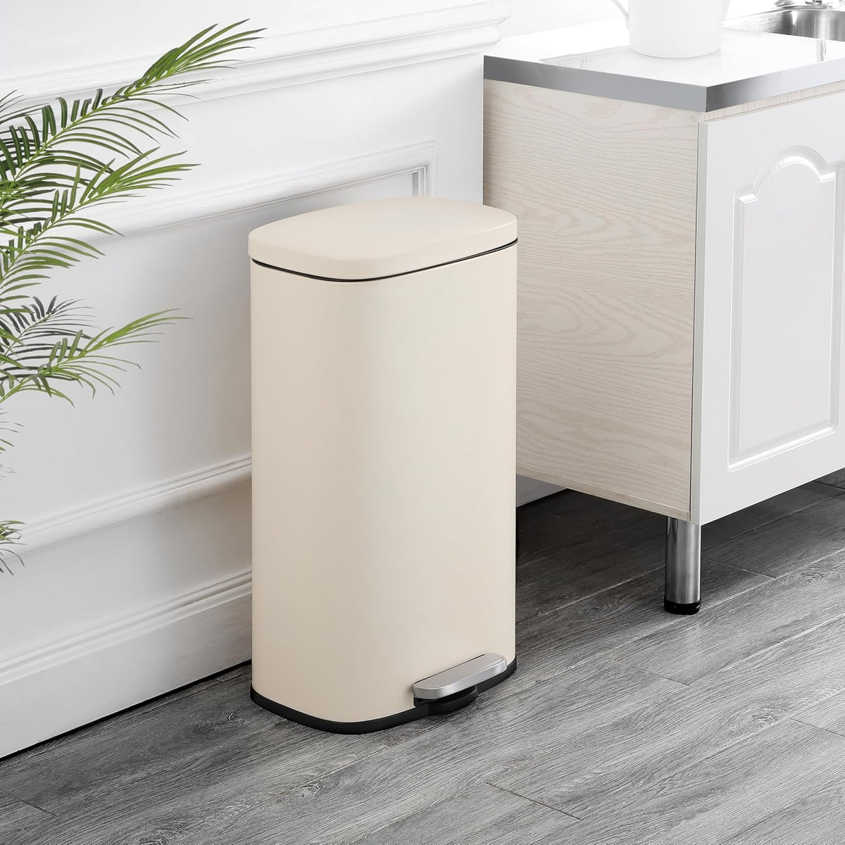 happimess HPM1011I Curtis 8-Gallon Step-Open Trash Can, Fingerprint Resistant, Modern, Minimalistic