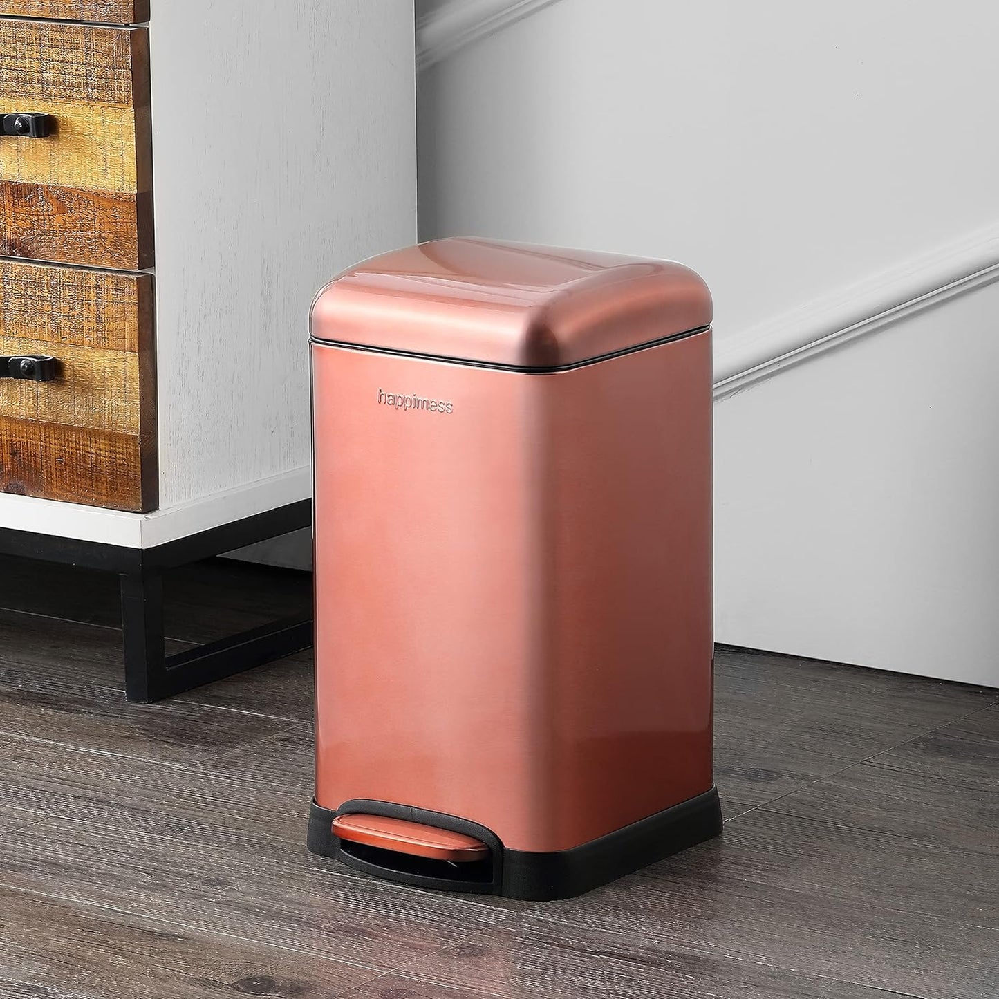 happimess HPM1012D Betty Retro Mini 3.2-Gallon Step-Open Trash Can with Soft-Close Lid, Modern