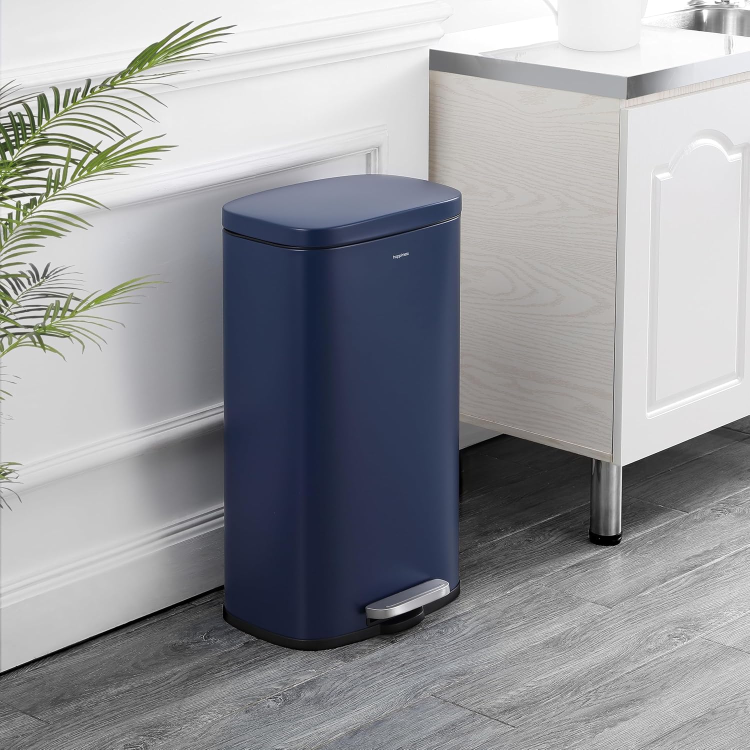 happimess HPM1011E Curtis 8-Gallon Step-Open Trash Can, Fingerprint Resistant, Modern, Minimalistic