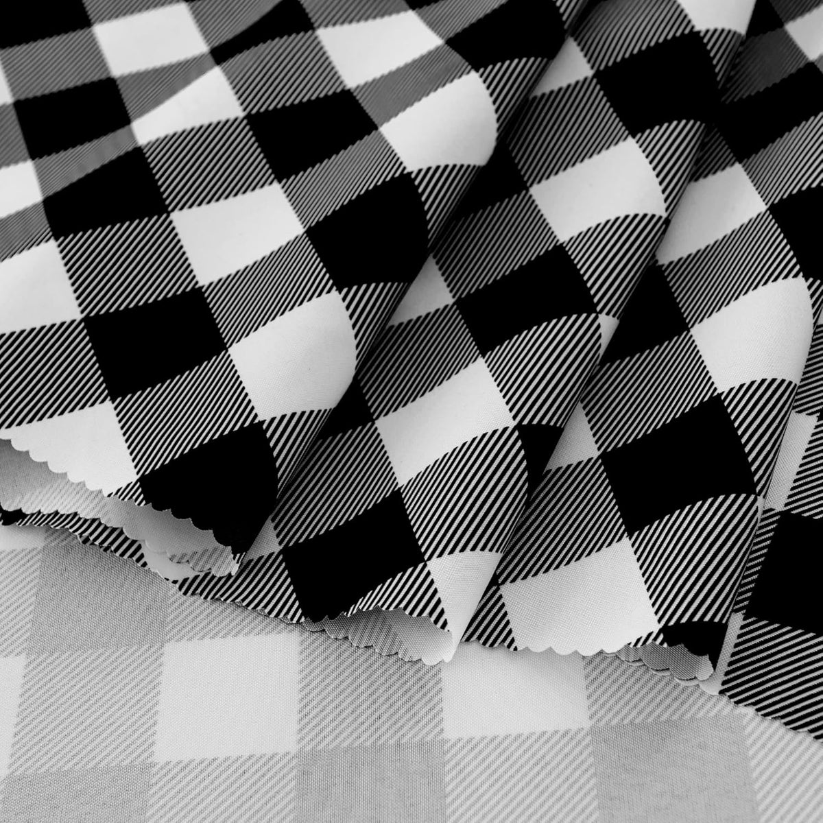 Waterproof Plaid Tablecloth Fabric - Round 25 Inch Classic Gingham Checker Table Cloth for